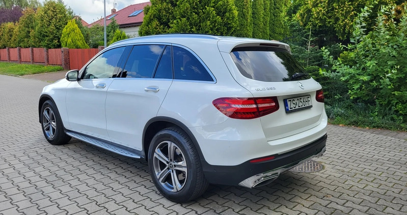 Mercedes-Benz GLC cena 153000 przebieg: 100000, rok produkcji 2017 z Szczecin małe 379